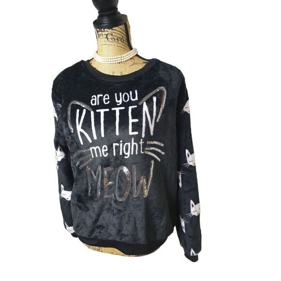 Women's Plush Sweater Sequin Kitten So Soft Black Pullover Sweatshirt M NWOT - Picture 7 of 8